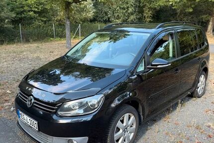 VW Touran 203.400 km 5.300 &euro; Melsungen 34212