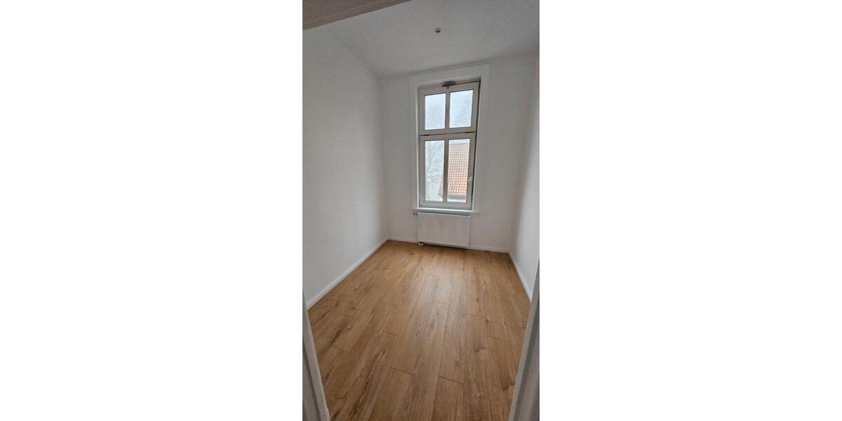 Etagenwohnung Niestetal - 2 Zimmer, 66 m&sup2;, 600&euro; | Angebot:26272952