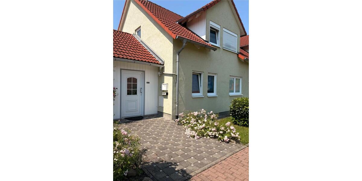 Reihenhaus Hofgeismar - 4 Zimmer, 100 m&sup2;, 350.000&euro; | Angebot:27054025