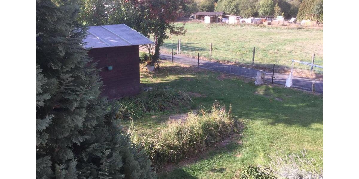 Niederkaufungen, nähe Steinertseepark, sehr ruhige Lage. 13 zimmer