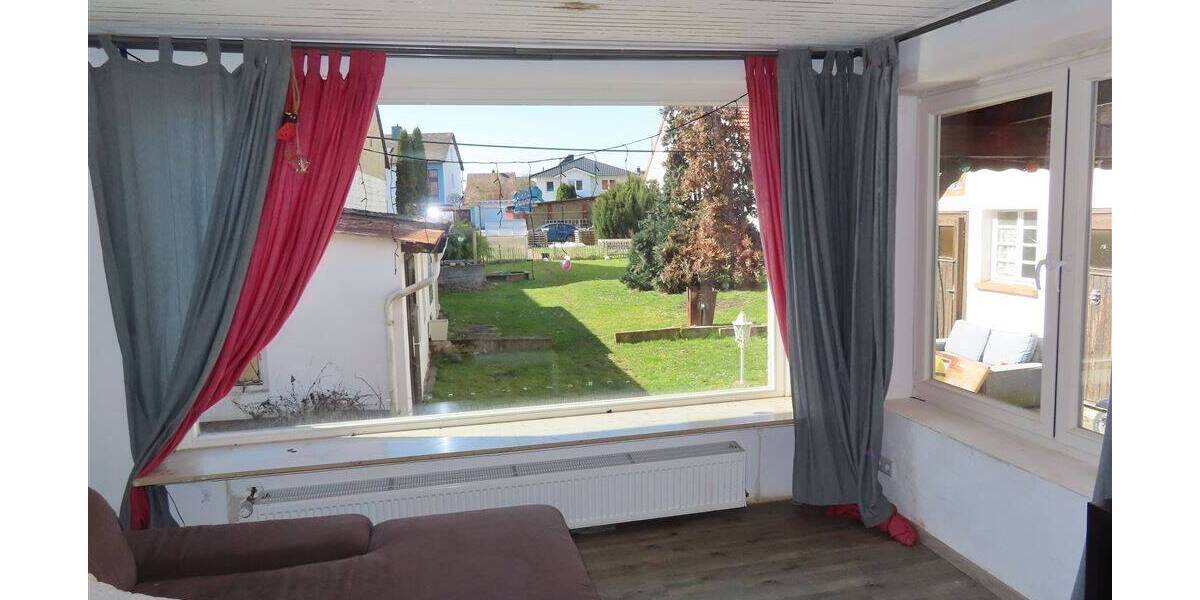 Einfamilienhaus Niestetal Heiligenrode - 6 Zimmer, 150 m&sup2;, 179.000&euro; | Angebot:25772469