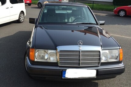 Mercedes-Benz w124 E200 228.010 km 8.000 € Trendelburg 34388