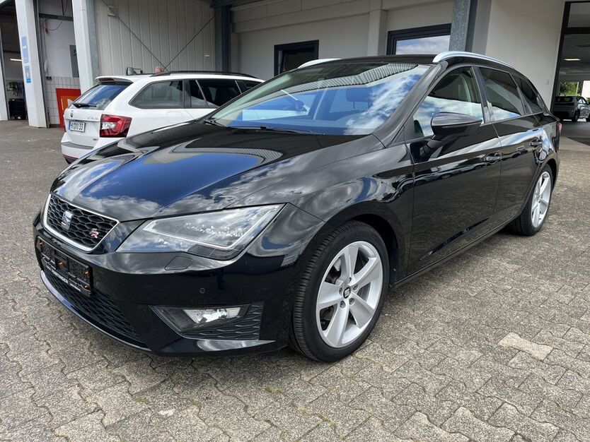Seat Leon 110.000 km 13.590 € Warburg-Rimbeck 34414