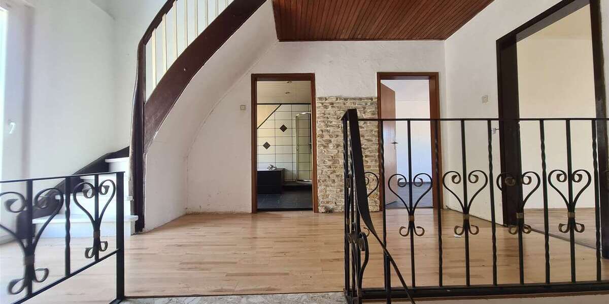 Einfamilienhaus Fritzlar - 4 Zimmer, 160 m&sup2;, 289.000&euro; | Angebot:26967065