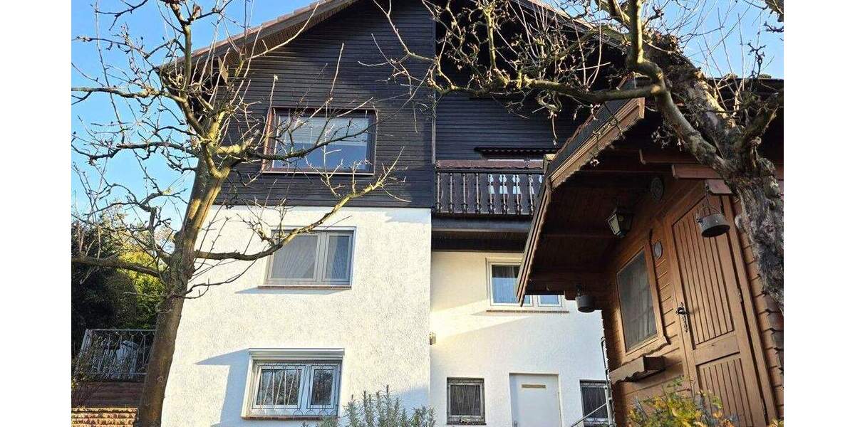 Ein Juwel in Kassel-Nord - 1-2 Familienhaus in Hinterbebauung 7 zimmer