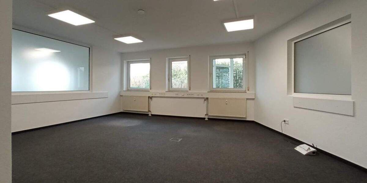 Gewerbeobjekt Niestetal Sandershausen - 1.600&euro; | Angebot:25733993