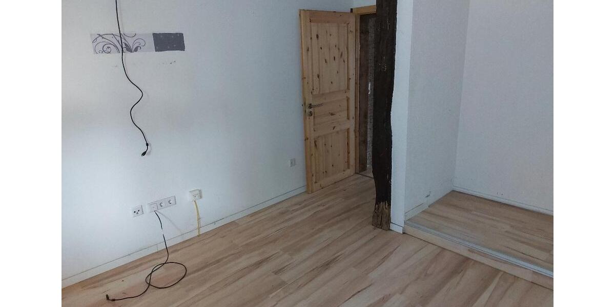 Erdgeschoßwohnung Calden - 4 Zimmer, 100 m&sup2;, 750&euro; | Angebot:26194614