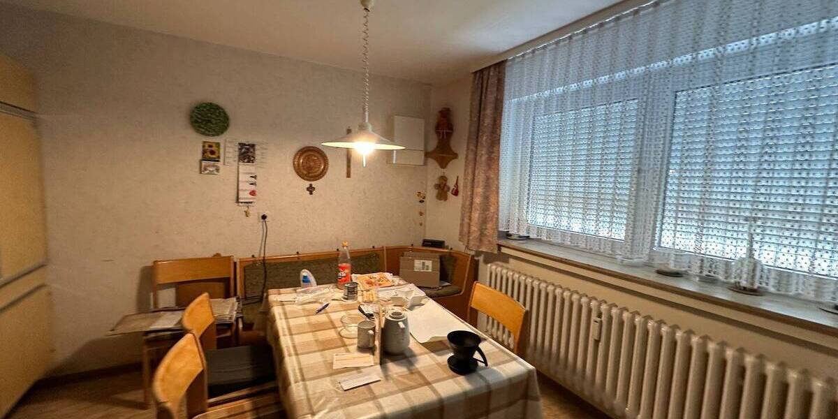 Mehrfamilienhaus, Wohnhaus Lohfelden Ochshausen - 6 Zimmer, 143 m&sup2;, 270.000&euro; | Angebot:26243276