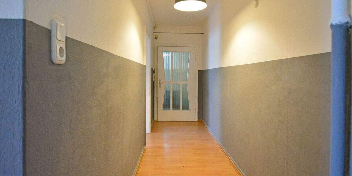Etagenwohnung Kassel Mitte - 2 Zimmer, 63 m&sup2;, 150.000&euro; | Angebot:25735167