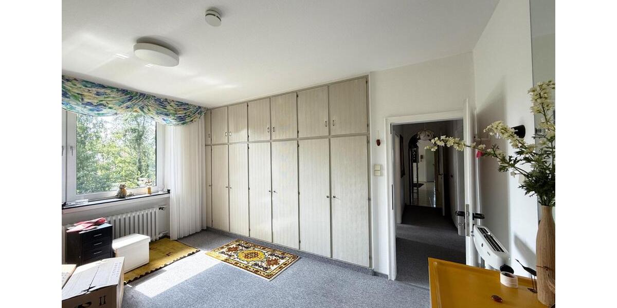 Einfamilienhaus Kaufungen - 10.5 Zimmer, 294 m&sup2;, 595.000&euro; | Angebot:24826298