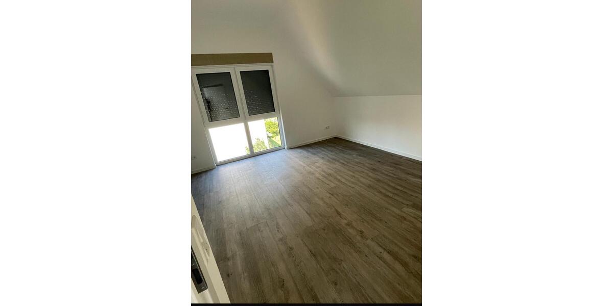 Dachgeschoßwohnung Kassel Bettenhausen - 3 Zimmer, 78 m&sup2;, 340.000&euro; | Angebot:24874759
