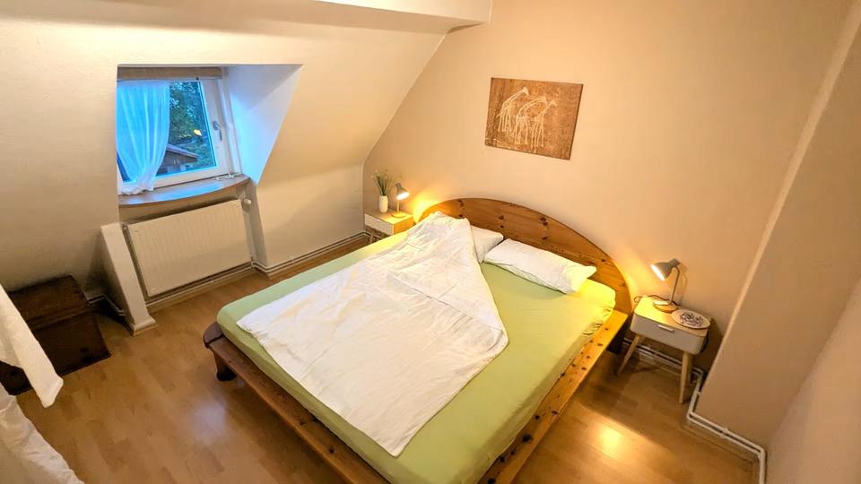 Dachgeschoßwohnung Kassel Fasanenhof - 2.5 Zimmer, 58 m&sup2;, 160.000&euro; | Angebot:27078112
