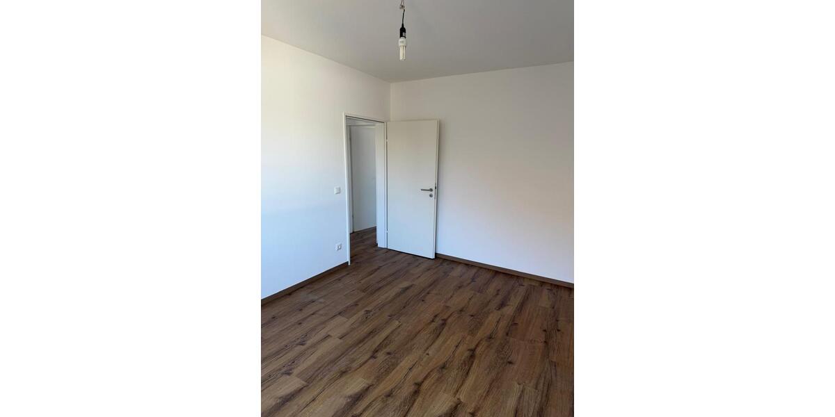 Etagenwohnung Vellmar - 3 Zimmer, 83 m&sup2;, 1.150&euro; | Angebot:25360890