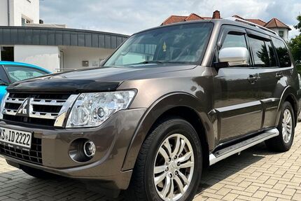 Mitsubishi Pajero 105.000 km 22.999 &euro; Hessisch Lichtenau 37235