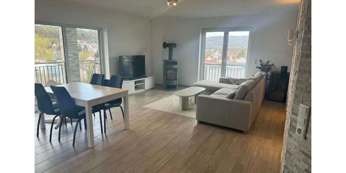 Erdgeschoßwohnung Melsungen - 5 Zimmer, 156 m&sup2;, 1.404&euro; | Angebot:25899676