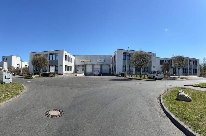 PROVISIONSFREI +++ Hallenfläche 1.002 m² mit Büro 184 m² +++ direkt vom Eigentümer