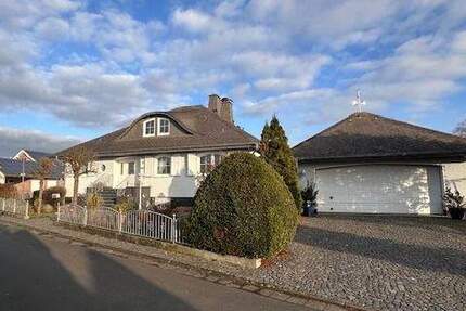 Haus Gudensberg Obervorschütz - 7 Zimmer, 285 m&sup2;, 595.000&euro; | Angebot:25929124