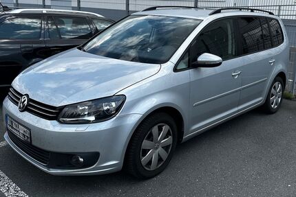 VW Touran 131.000 km 9.500 &euro; Kassel 34117