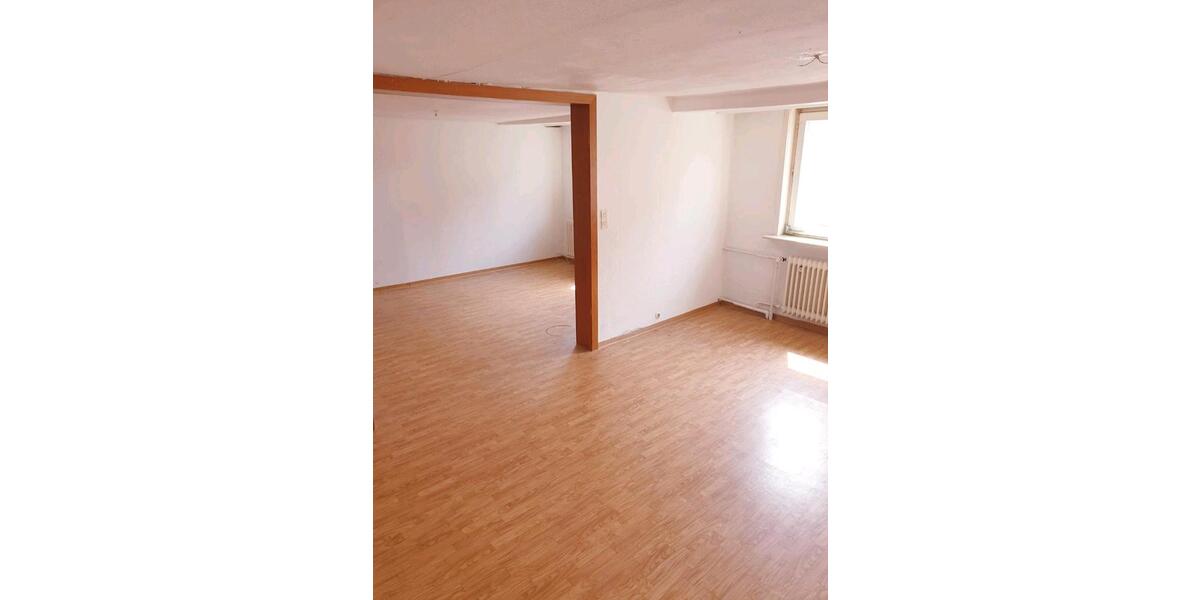 Etagenwohnung Witzenhausen - 4 Zimmer, 102 m&sup2;, 990&euro; | Angebot:25592163