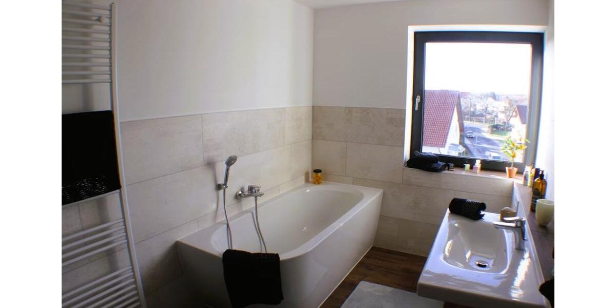 Etagenwohnung Fritzlar - 3.5 Zimmer, 102 m&sup2;, 1.200&euro; | Angebot:26194635