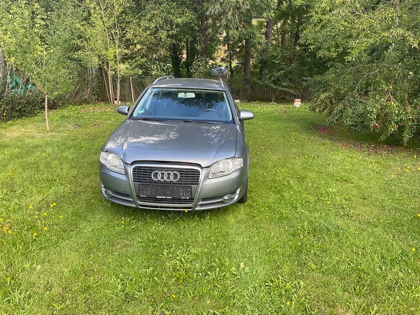 Audi A4 254.000 km 1.990 € Waldkappel 37284