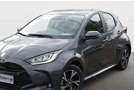 Toyota Yaris 1.700 km 22.860 &euro; Kassel 34125