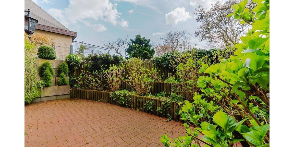 Einfamilienhaus Kassel / Niederzwehren Süsterfeld/Helleböhn - 7 Zimmer, 268 m&sup2;, 769.000&euro; | Angebot:26308833