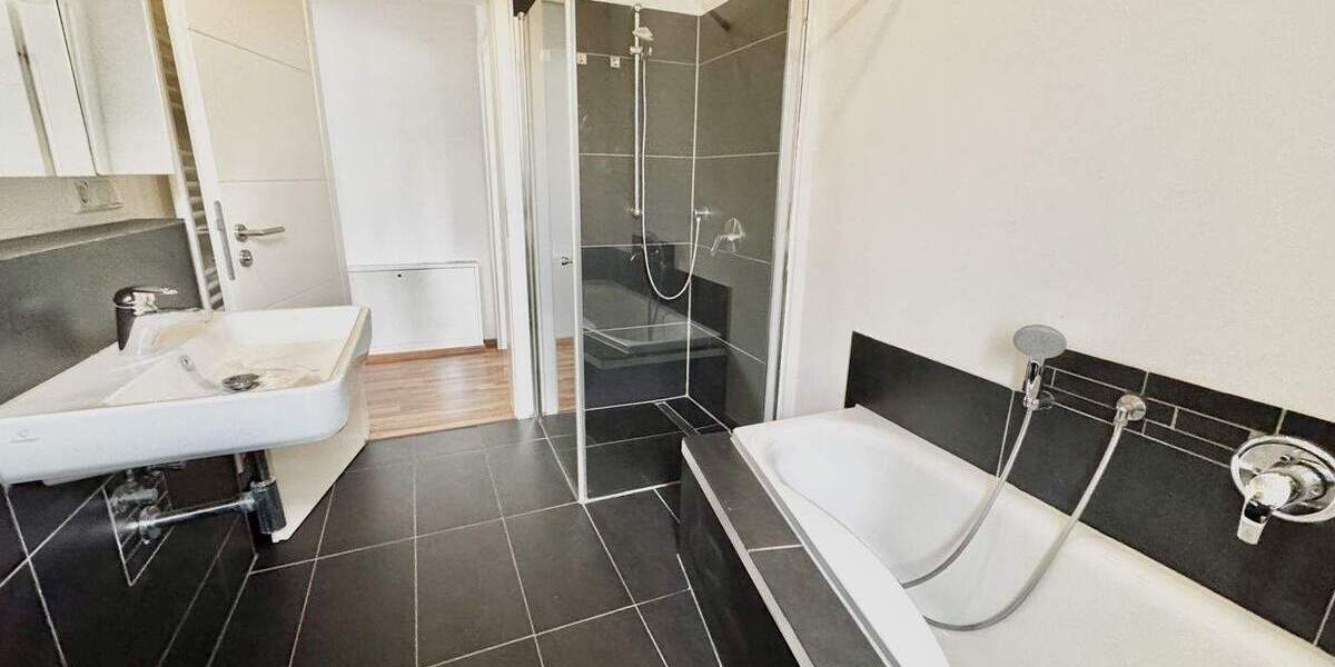 Etagenwohnung Fuldatal Ihringshausen - 4 Zimmer, 99 m&sup2;, 274.000&euro; | Angebot:25707527