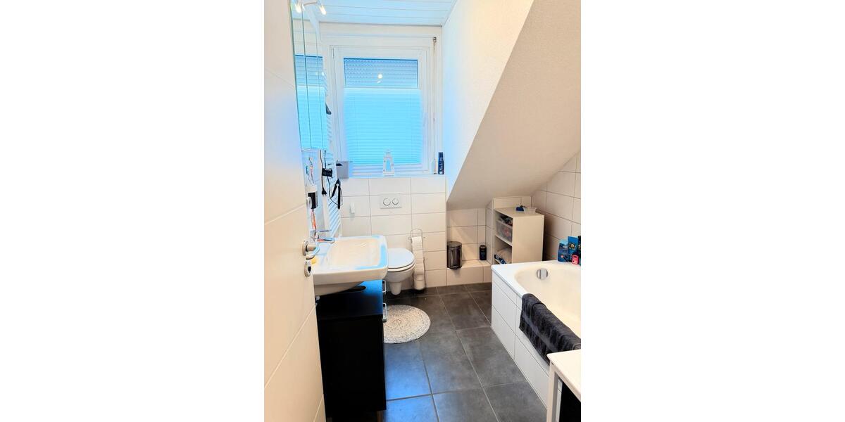 Reihenhaus Calden - 6 Zimmer, 125 m&sup2;, 220.000&euro; | Angebot:27224517