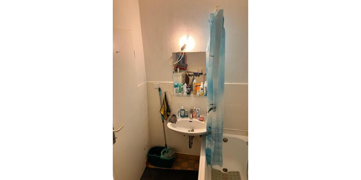 Dachgeschoßwohnung Kassel Fasanenhof - 4 Zimmer, 84 m&sup2;, 760&euro; | Angebot:24661501