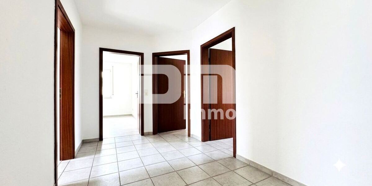 Exklusive Dachgeschosswohnung mit Balkon & Garage in gefragter Lage der Eichwaldsiedlung - Dachgeschoßwohnung Kassel Bettenhausen | Angebot:27070859