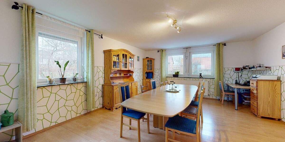 Doppelhaushälfte Gudensberg Obervorschütz - 9 Zimmer, 240 m&sup2;, 199.000&euro; | Angebot:25468558