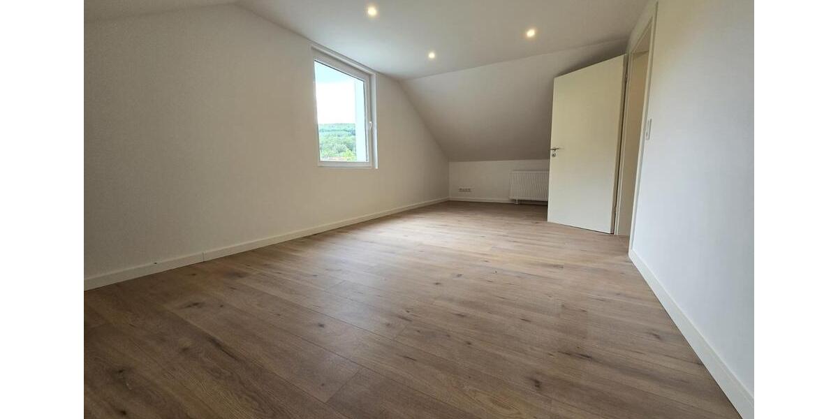 Modernisiertes Einfamilienhaus mit Wärmepumpe alles NEU! 4 zimmer