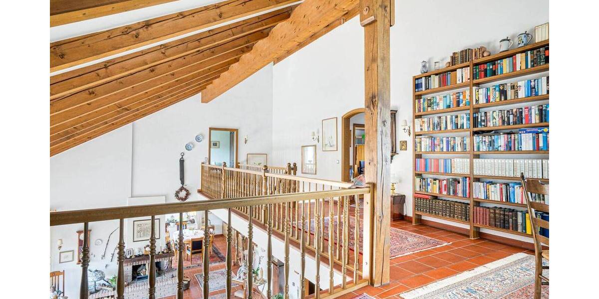 Einfamilienhaus Kassel / Niederzwehren Süsterfeld/Helleböhn - 7 Zimmer, 268 m&sup2;, 769.000&euro; | Angebot:26308833