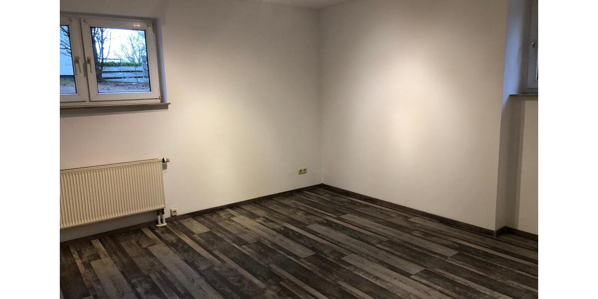 Etagenwohnung Kaufungen - 3 Zimmer, 85 m&sup2;, 190.000&euro; | Angebot:23000264