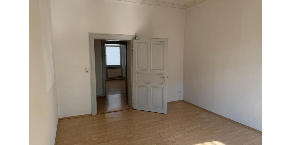 Erdgeschoßwohnung Kassel Bad Wilhelmshöhe - 3 Zimmer, 95 m&sup2;, 1.250&euro; | Angebot:26254497