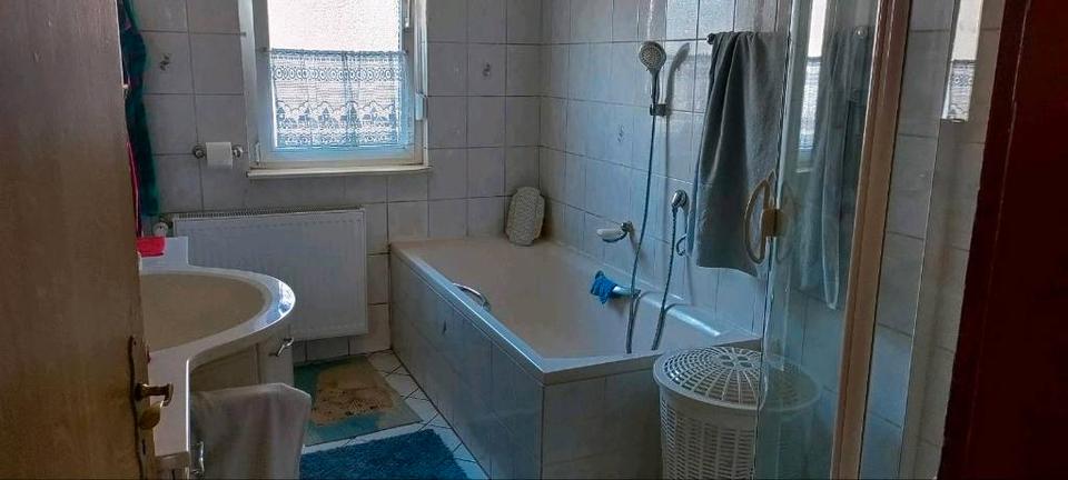 Einfamilienhaus Ahnatal - 8 Zimmer, 175 m&sup2;, 260.000&euro; | Angebot:26879315
