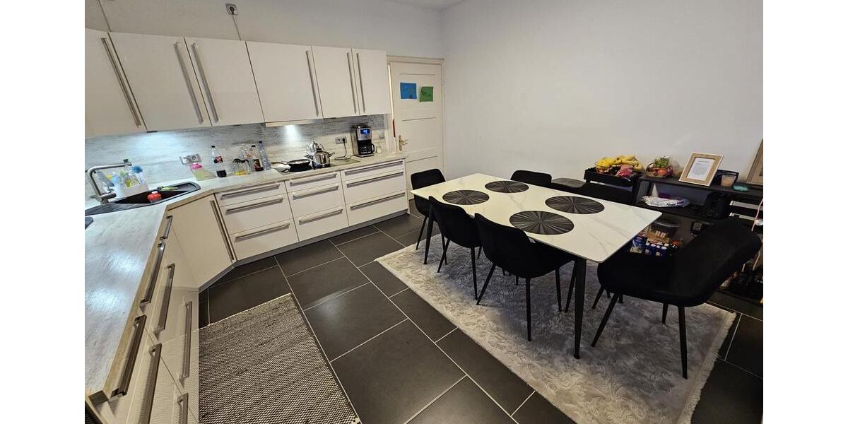 Provisionsfreies Mehrfamilienhaus in Oberzwehren 2-3 Wohnungen 7 zimmer