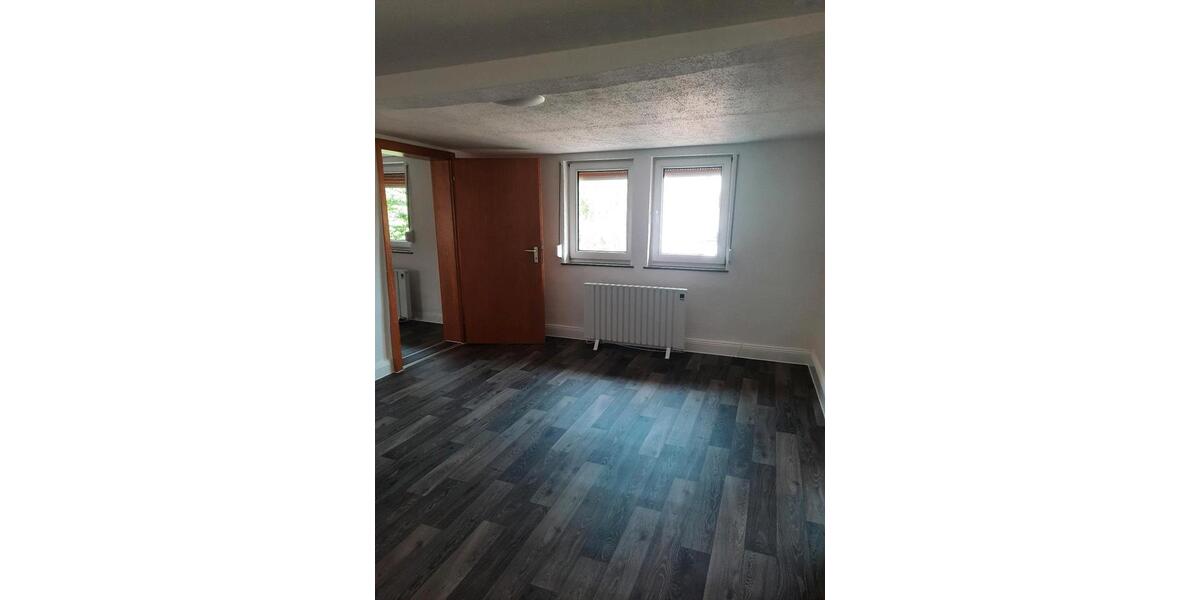 Einfamilienhaus Malsfeld - 7 Zimmer, 166 m&sup2;, 139.000&euro; | Angebot:26220973