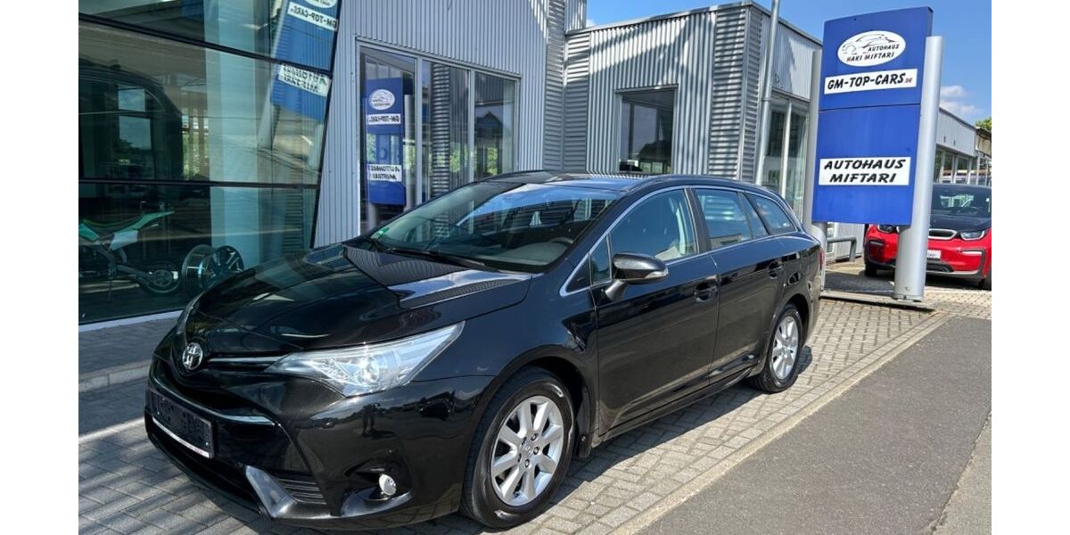 Toyota Avensis 149.000 km 8.750 &euro; Niestetal bei Kassel 34266