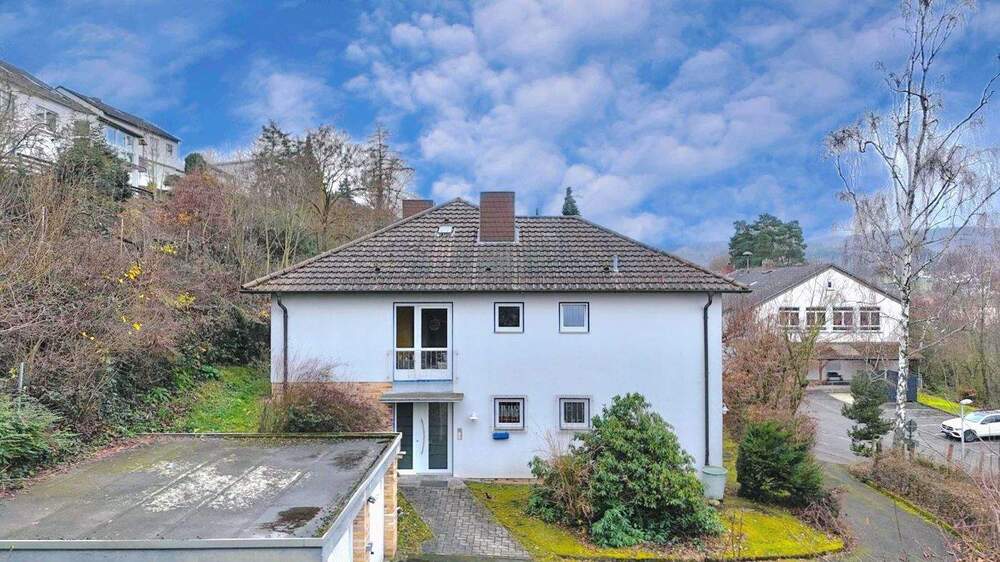 Repräsentatives, modernisiertes MFH mit zusätzlicher Bebauungsoption in bester Lage von Melsungen-Stadt zimmer