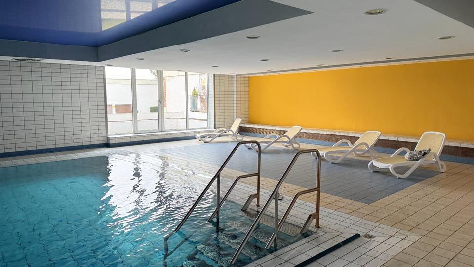 Über den Dächern von Kassel: Oberstes Geschoss mit Panoramablick 4 zimmer