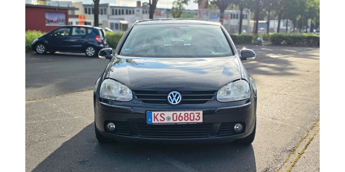 VW Golf 176.000 km 2.599 &euro; Kassel 34123