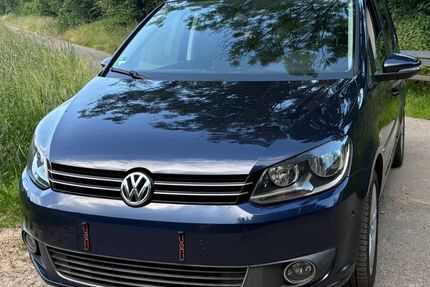 VW Touran 131.500 km 8.000 € Liebenau 34396