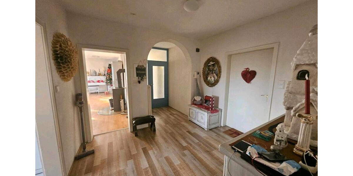 Mehrfamilienhaus, Wohnhaus Malsfeld - 11 Zimmer, 330 m&sup2;, 499.000&euro; | Angebot:24308778