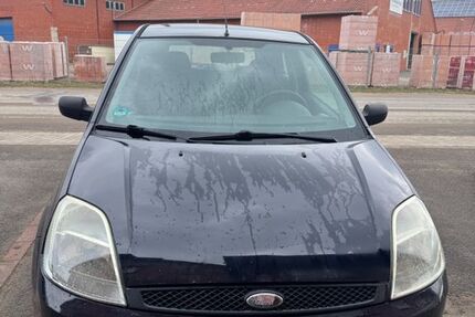 Ford Fiesta 139.000 km 2.400 &euro; Volkmarsen 34471