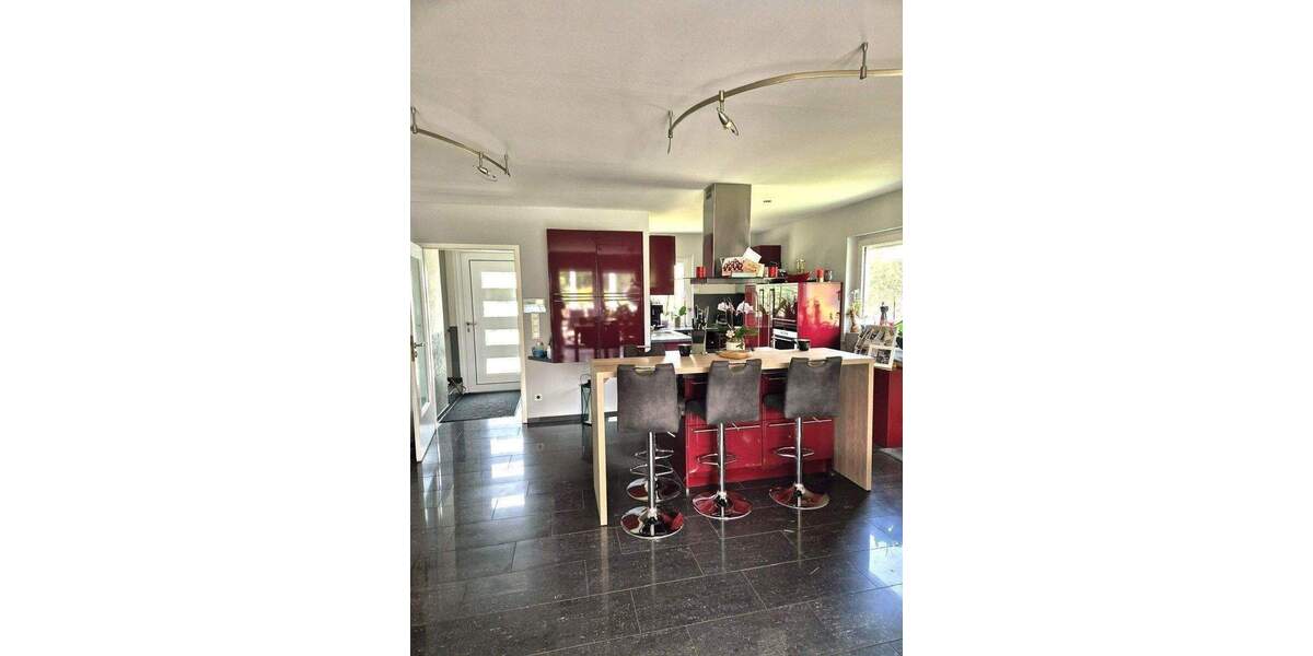 Einfamilienhaus Wolfhagen - 4 Zimmer, 120 m&sup2;, 350.000&euro; | Angebot:24967245