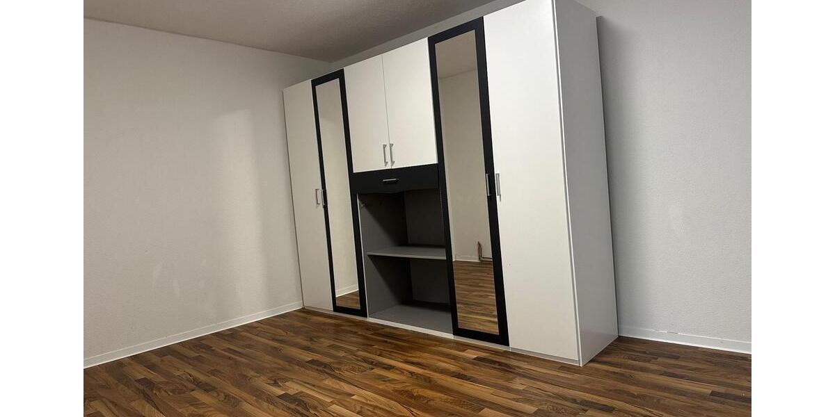 Einfamilienhaus Grebenstein - 6 Zimmer, 140 m&sup2;, 185.000&euro; | Angebot:26232358
