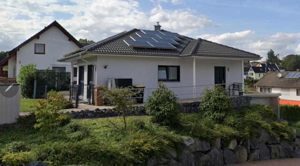 Kreis Kassel - Qualitäts-Bungalow vollunterkellert-provisionsfrei 5 zimmer