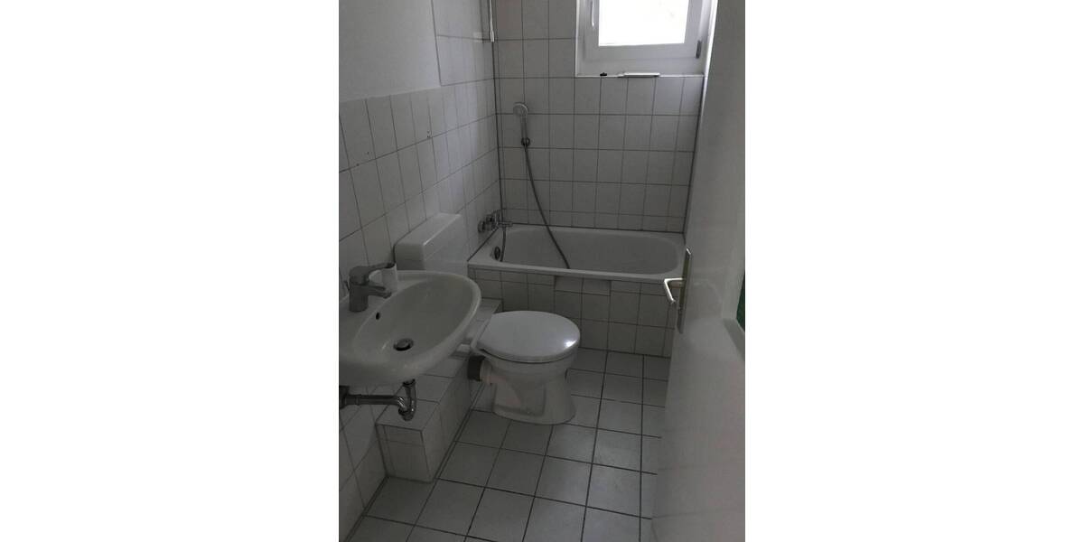 Etagenwohnung Kassel Süd - 2 Zimmer, 47 m&sup2;, 393&euro; | Angebot:26190188